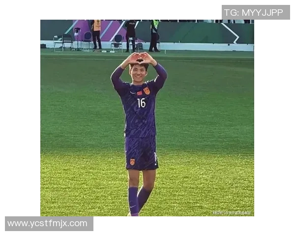 足球明星与中国女友的恋情揭秘背后的故事与影响