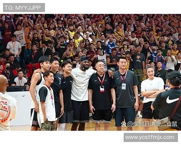 篮球明星与中国篮球明星的友谊故事与合作历程揭秘